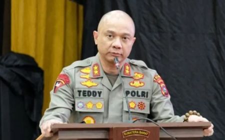 Gunakan Jabatan untuk Edarkan Sabu Jadi Pertimbangan Irjen Teddy Minahasa Divonis Penjara Seumur Hidup