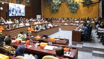 مجلس النواب يوافق على سقف موازنة وزارة الطاقة والميزانية لعام 2023 بمبلغ 125.2 تريليون روبية إندونيسية