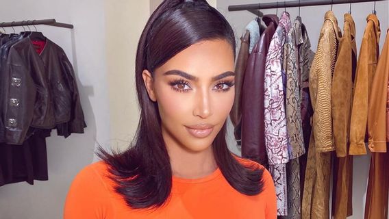 Bukan 6, Jari Kaki Kim Kardashian Memang Cuma Ada 5