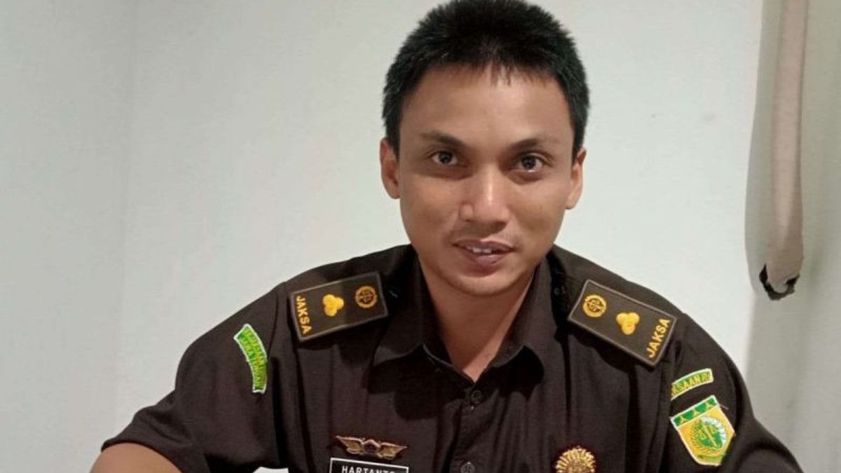 Suspect in corruption of Berjo BUMDes fund, Ngargoyoso sub-district head detained at Karanganyar police station