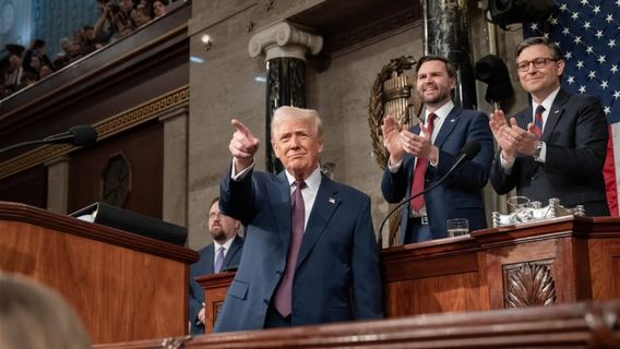 rénal : Trump soulève les droits de l'alumine canadien à 50% sur les importations d'acier et d'alumine