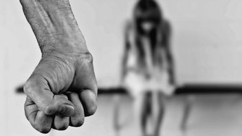 الشرطة تتفحص 10 شهود على حالات همجية للاعتداء الجنسي وسوء المعاملة للطالبات في مالانج