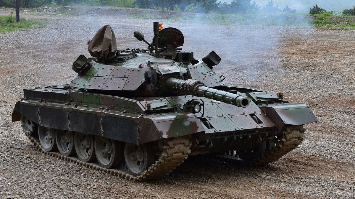 Jerman Kirim Howitzer dan Amunisi, Slovenia Berikan 28 Tank untuk Ukraina