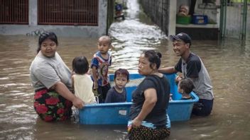 ジャカルタの洪水の処理は最大化されておらず、ナスデムはブルーフォースが減少したと言います