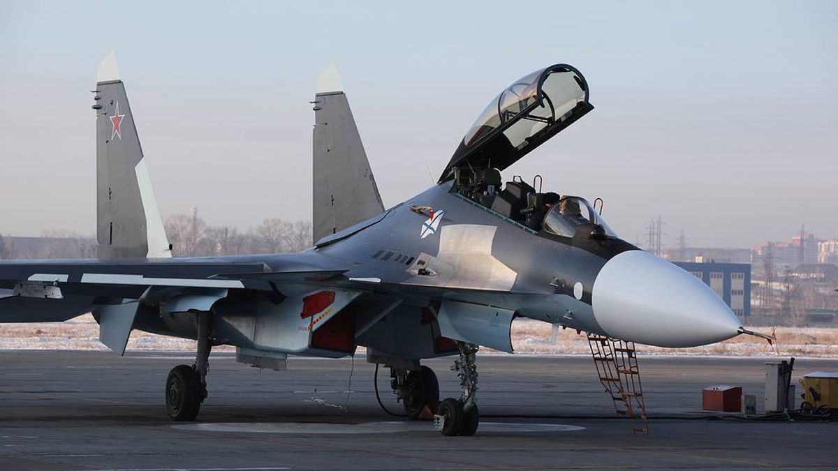 The Russian Military Receiving Sukhoi Combat Jet Su-30SM2 Baru: Equipped With Smart Weapons, Sasar Target Hundreds Of Kilometers