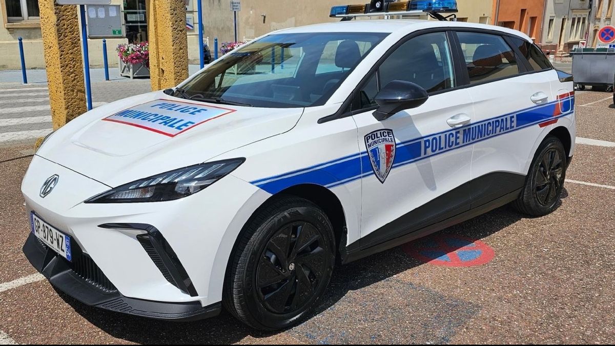 フランス警察がMG4 EVをパトロール車両に選んだ
