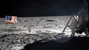 Butuh Waktu Hampir Satu Dekade Sampai Neil Armstrong Bisa Menapaki Bulan