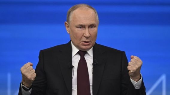 ويصر بوتين على أن روسيا لن تنسحب أبدا ولا يمكن لأحد تقسيم روسيا.