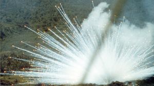  Human Rights Watch: Israel Gunakan Bom Fosfor di Permukiman Sipil Lebanon  