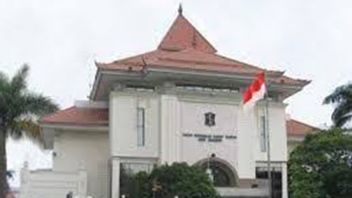Anggota, Staf, dan Karyawan di Sekretariat DPRD Surabaya WFH 100 Persen Mulai Hari Ini