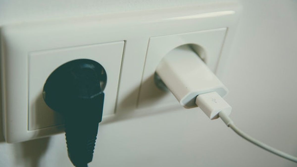 12 Easy Steps To Add Electricity From Home