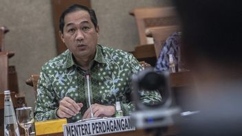 Le Ministre Du Commerce Lutfi Devient Le Ministre Le Plus Populaire Parmi Les Internautes: C’est Grâce à Tous Les Employés Du Ministère Du Commerce Qui Conservent 3 Mandats Du Président Jokowi