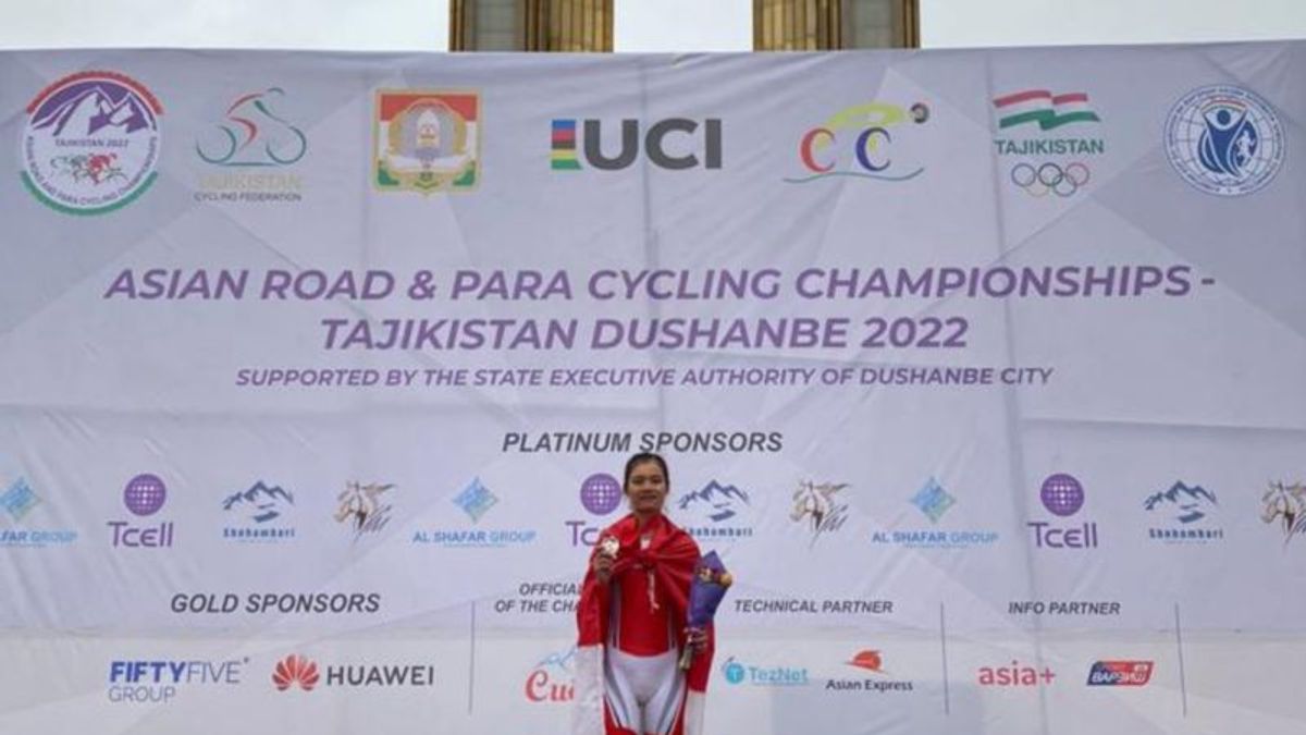 سباق الدراجات الآسيوي: أيوستينا ديليا برياتنا وصيفة في طاجيكستان ، بداية جيدة نحو ألعاب SEA هانوي
