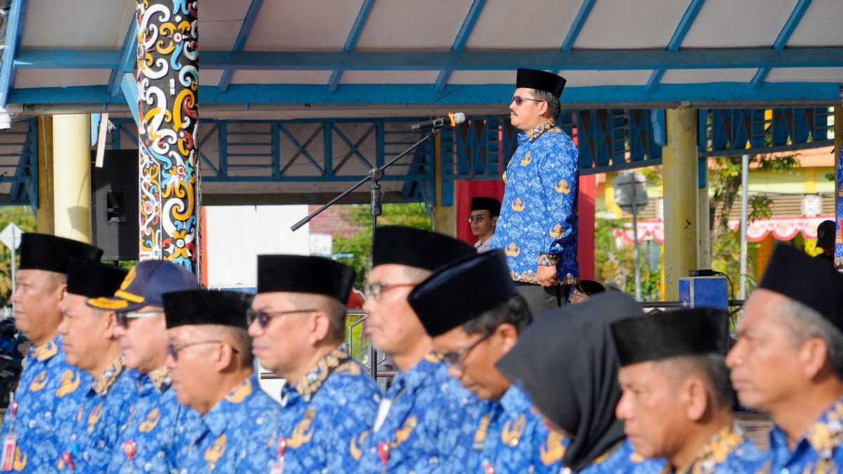 Joining The Pancasila Sanctity Day Ceremony, Togap Affirms ASN Netrality In Pilkada