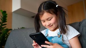 Digital Content Excessively Can Disturb Children's Mental Health