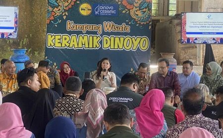 Bersama UMKM Kampung Keramik, Menkomdigi Bahas Pentingnya Digitalisasi