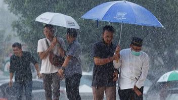 BMKG Predicts Light Rain In Many Areas, Beware Of Lightning In Bandarlampung And Sorong