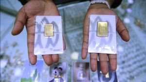 Harga Emas Antam Tembus Rekor Tertinggi di Rp1.692.000 per Gram