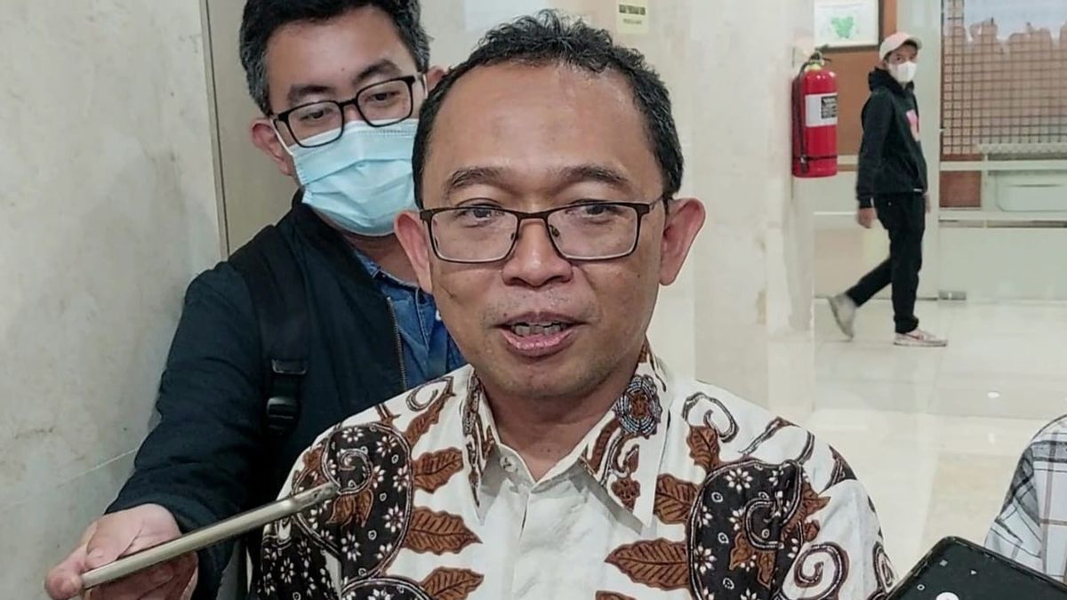 Transjakarta Kuncoro Wibowo前主任在社会事务部社会援助腐败案中被KPK逮捕