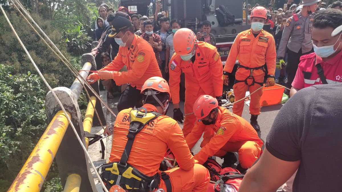 Woman In Tabanan Bali Dies Falling From Bridge Into River