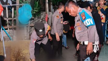 Long Become Unemployed, Man In Cengkareng Desperately Drinks Cleaning Liquid And Cuts His Neck