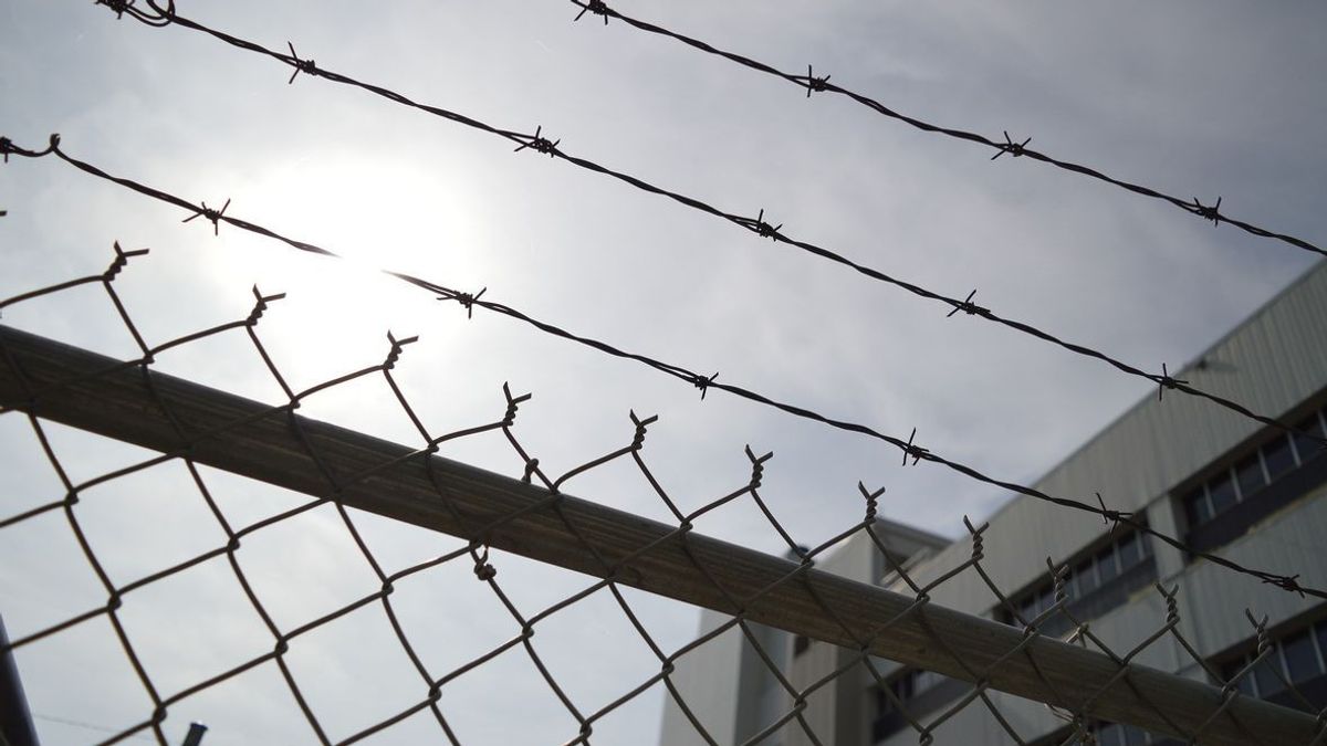 保存短管枪支和8发子弹，4名东亚齐监狱囚犯被警方检查