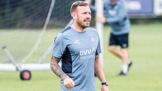 Alami Depresi, Craig Bellamy Tinggalkan Jabatan Asisten Pelatih Anderlecht 