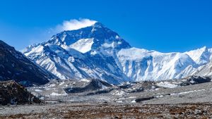 Akibat Perubahan Iklim Gletser Khumbu Mencair, Pemerintah Nepal Terpaksa Pindahkan <i>Base Camp</I> Pendaki Everest