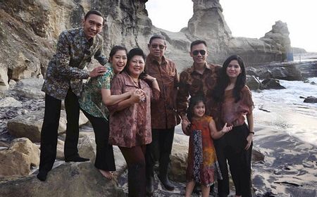 Ani Yudhoyono Mengamuk di Instragram dalam Memori Hari Ini, 17 Oktober 2013