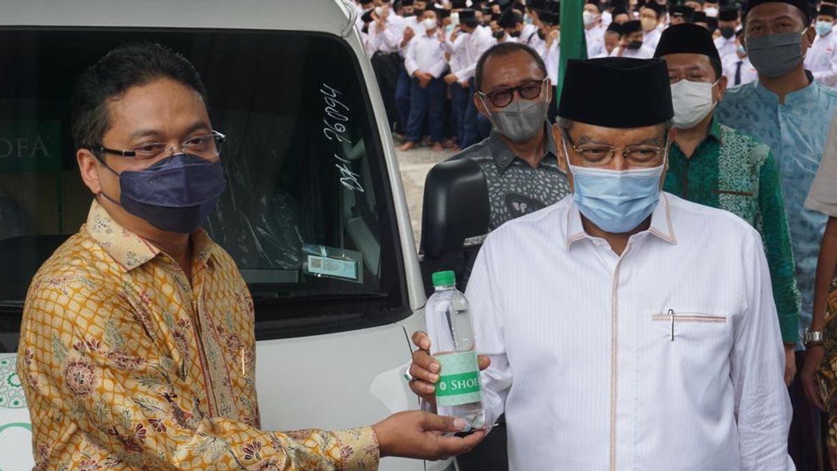 SHOFA Mineral Water Was Viral On Twitter, PBNU Chairman Said Aqil Appreciated It For Carrying Islamic Concepts