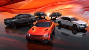 Toyota Resmi Hadirkan Century sebagai Merek Mewah untuk Jegal Rolls-Royce dan Bentley