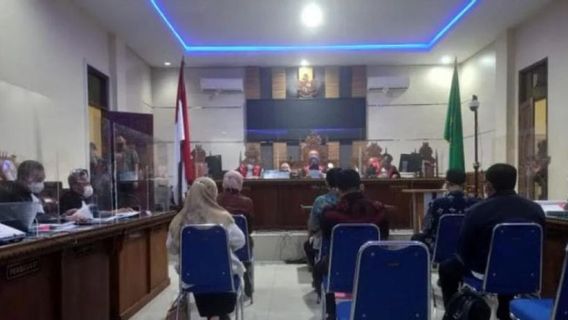 Present 6 Witnesses, KPK Prosecutor Korek Proses SNMPTN At The Unila Rector's Budget Case Session