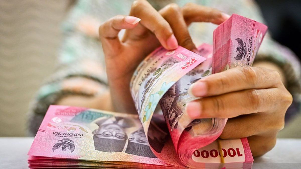Rupiah Berpotensi Menguat, Dolar AS Tertekan oleh Sentimen Global