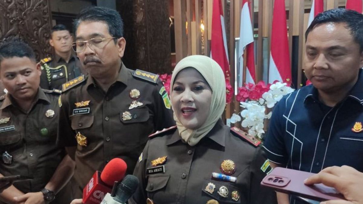 Usai Diperiksa, Kajati Jawa Timur Sebut Edward Tannur Tak Terlibat Suap 3 Hakim