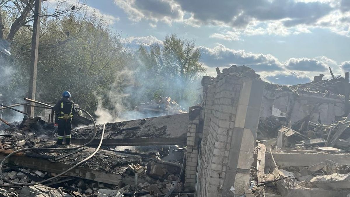 Dozens Of People Killed As A Result Of Russian Missiles Hit Shops And Cafes, Ukrainian Defense Minister: Deliberately Attacking At Lunch Hours