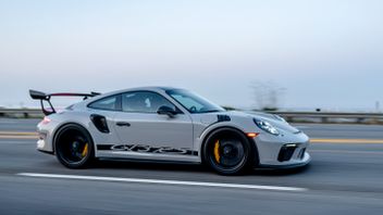 Porsche Wants To Use Google Automotive Services Software In Its Production Car