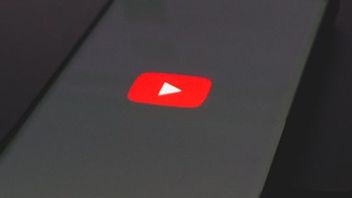 YouTube 在短片中测试合并“不喜欢”和“不感兴趣”按钮