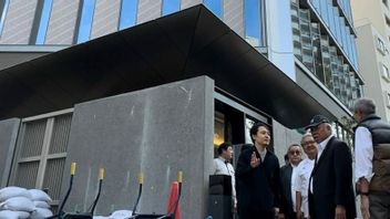 带有寺庙石头的蜡染主题,印度尼西亚驻东京大使馆的新建筑被称为多样性店面
