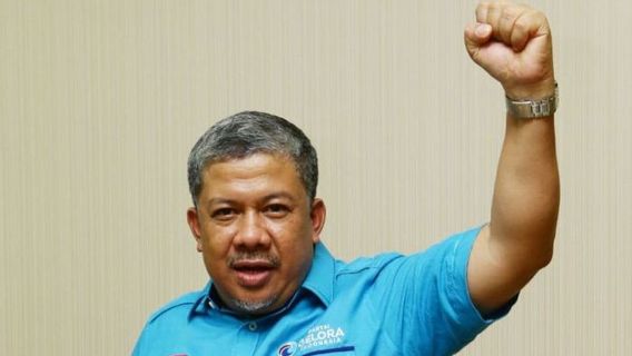 Defending UAS, Fahri Hamzah To The Singaporean Government: A Seupil Country Just Belagu!