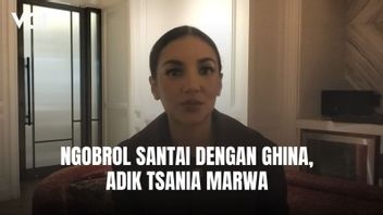 Ghina के साथ एक आरामदायक बातचीत, Tsania Marwa की बहन जो 