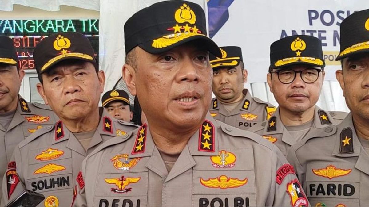 Bois dispersés dans les inondations du centre de Sumatra, le Wakapolri a dit que l’équipe d’enquêtes sur les activités d’abattage illégal avait été mise en place