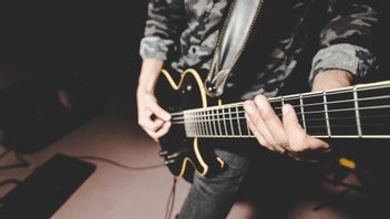 Guitaristes Indonésiens Qui Ont Reconnu Par Le Monde