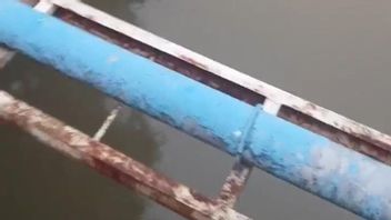 العثور على جثة ذكر مجهولة الهوية تطفو في نهر أنجكي تانجيرانج