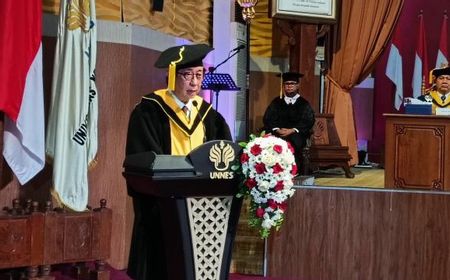 Direktur Sido Muncul Irwan Hidayat Terima Gelar Kehormatan dari Universitas Negeri Semarang