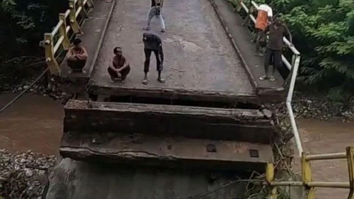 4 Bridges In NTT Kupang Were Damaged By The Flood