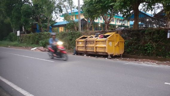 DLH Tanjungpinangputra Kontainer Bak Rumah Sampah Terdaap