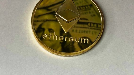 ETFビットコインスポットが承認されると、予測市場アナリストはETFイーサリアムを持つことになります