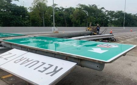 Bus Brimob Angkut Pelajar SMAN 1 Porong Kecelakaan di Tol Purwodadi Pasuruan, Sopr Tewas