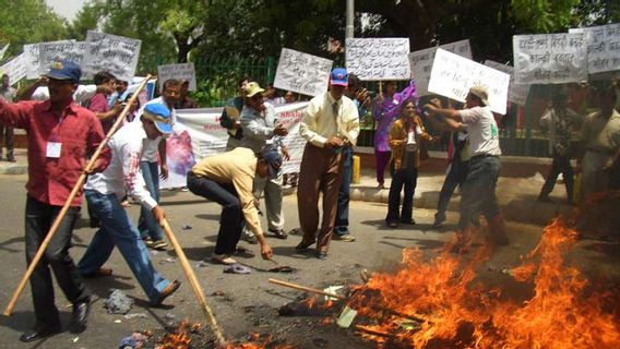 14 Warga Sipil yang Diduga Pemberontak Tewas Ditembak, Pengunjuk Rasa Serang Kamp Pasukan India