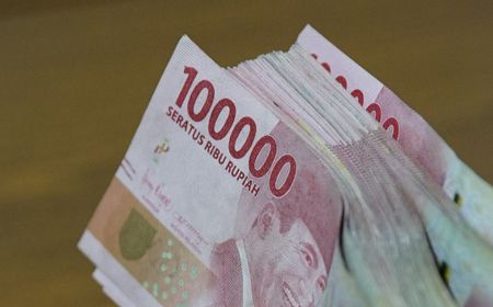 Rupiah Senin Ditutup Menguat Tipis 10 Poin ke Level Rp14.425 per Dolar AS